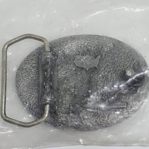 Vintage NRA ILA Eagle Holding Rifle New In Sealed Pack Enamel Pewter Belt Buckle - Picture 3 of 7